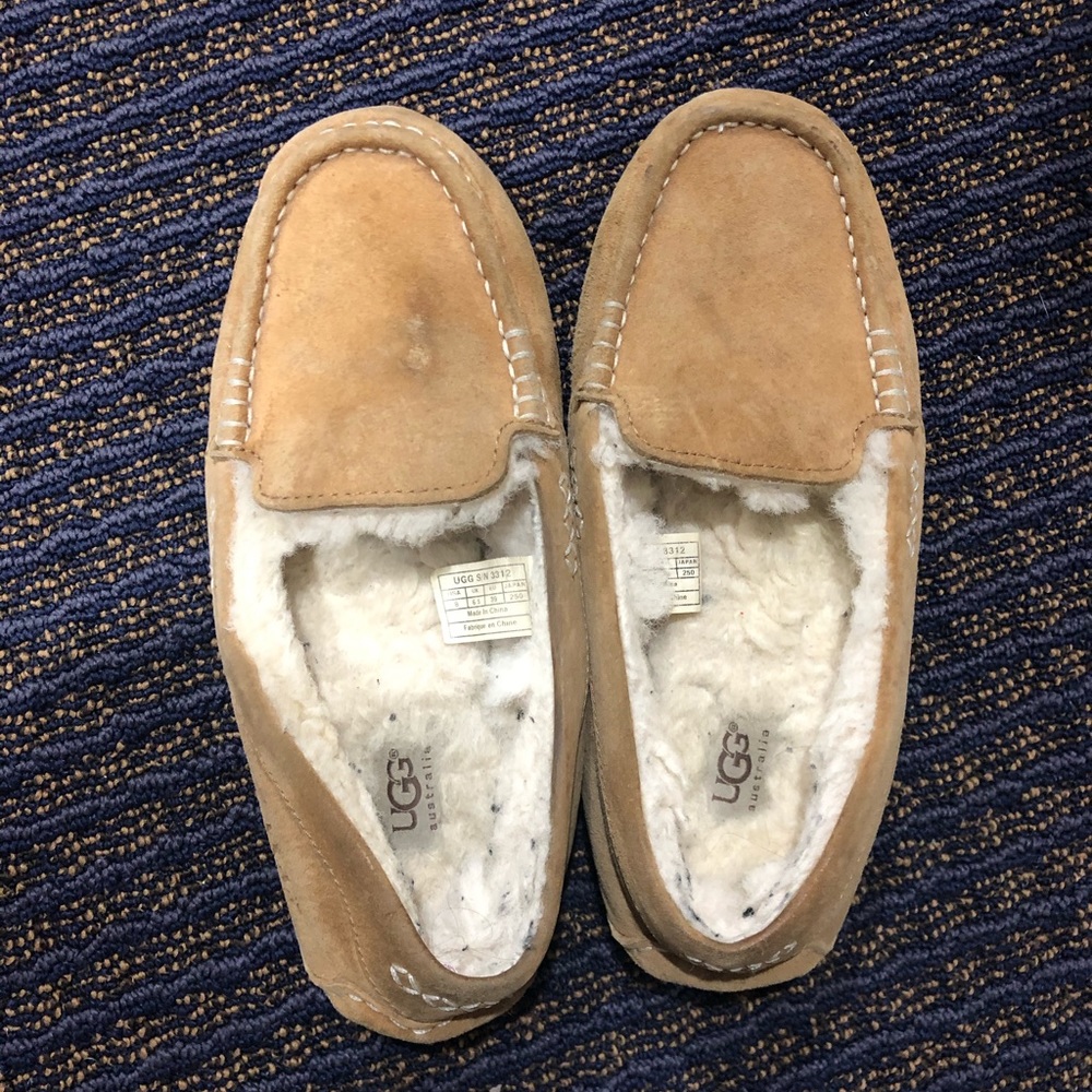 Chestnut Ugg Moccasins